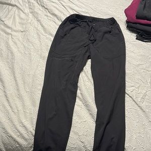 Heart soul scrub jogger